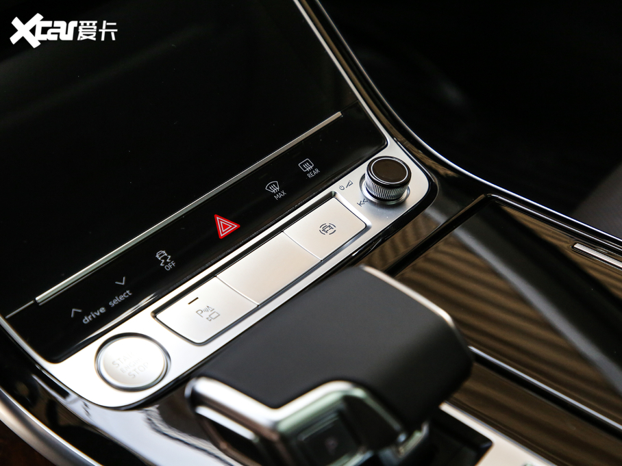 2019WA8 Plus 55TFSI quattro A