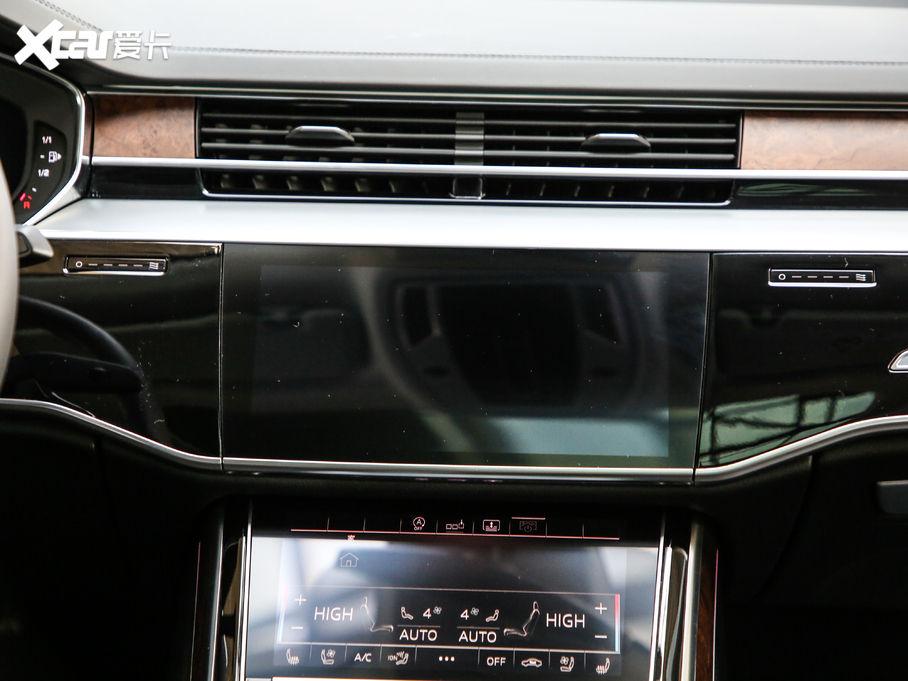 2019WA8 Plus 55TFSI quattro A