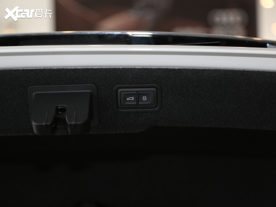 2019WA8 Ŀ Plus 50 TFSI quattro m