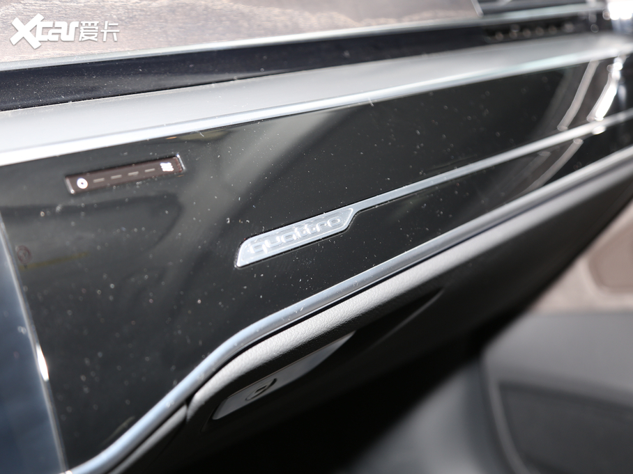 2019WA8 Ŀ Plus 50 TFSI quattro m