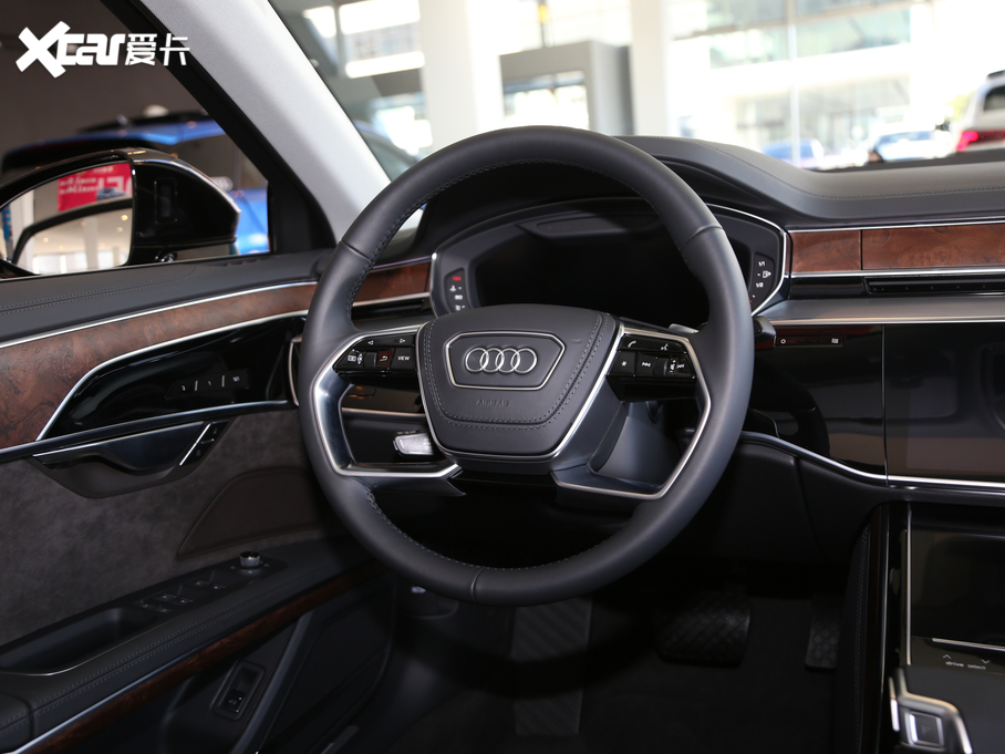 2019?yun)WA8 55TFSI quattro A