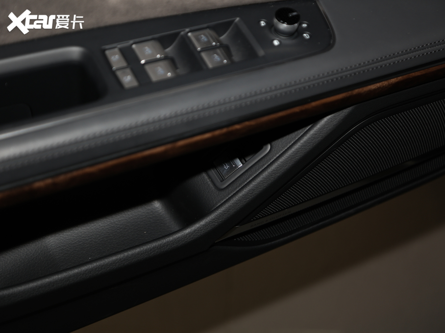 2019��W��A8 �Ŀ� Plus 55 TFSI quattro ���A�� 