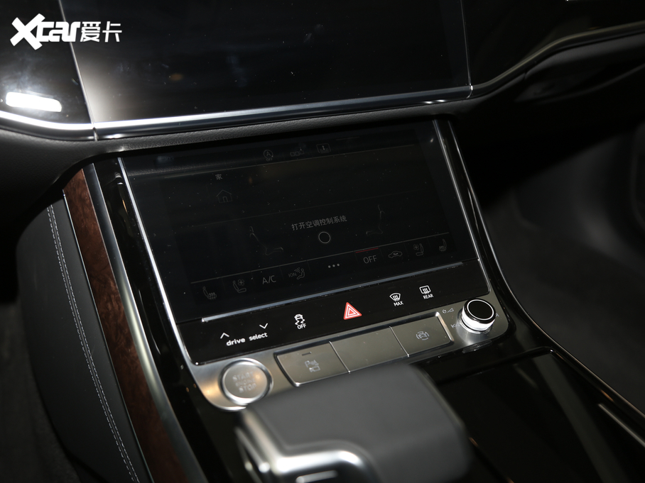 2019��W��A8 �Ŀ� Plus 55 TFSI quattro ���A�� 