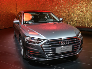 2019款55TFSI quattro 尊贵型 整体外观