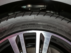 201955TFSI quattro F ^