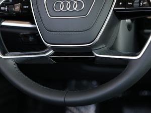 201955TFSI quattro F п؅^