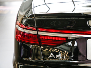 201950TFSI quattro m (x)(ji)^