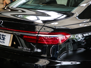 201950TFSI quattro m ^