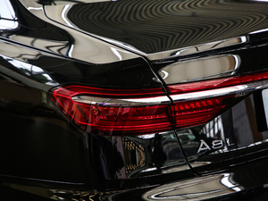 201950TFSI quattro m ^