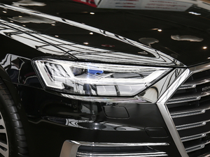 2019Plus 55TFSI quattro F ^