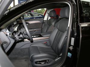 2019款Plus 55TFSI quattro 尊贵型 主驾驶座椅