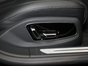 2019Plus 55TFSI quattro F g