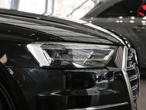 2019Plus 50TFSI quattro m ^