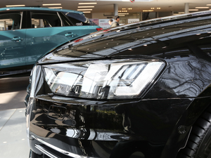 2019Plus 50TFSI quattro A ^