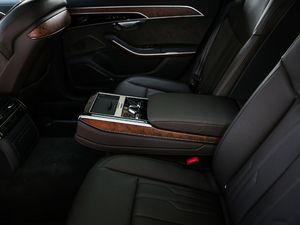 2019Plus 55TFSI quattro A 