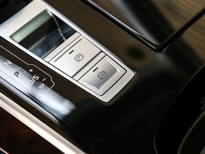 2019Plus 55TFSI quattro A п؅^(q)