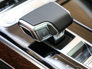 2019Plus 55TFSI quattro A п؅^(q)