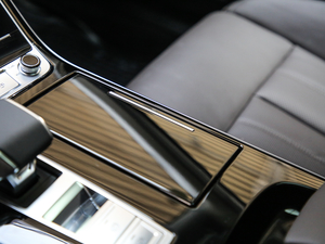 2019Plus 55TFSI quattro A п؅^(q)