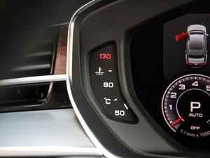 2019Plus 55TFSI quattro A п؅^(q)