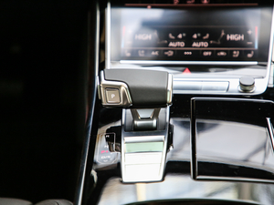 2019Plus 55TFSI quattro A п؅^