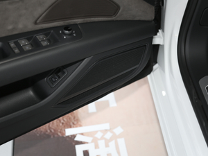 2019Ŀ Plus 50 TFSI quattro m g