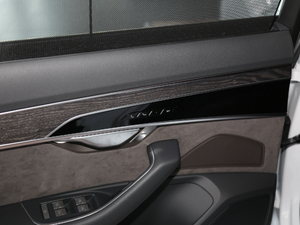 2019Ŀ Plus 50 TFSI quattro m g