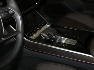 2019Ŀ Plus 50 TFSI quattro m п؅^