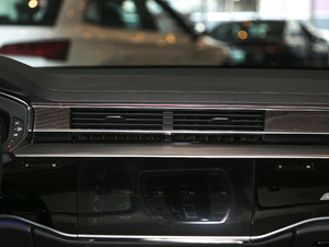 2019Ŀ Plus 50 TFSI quattro m {L