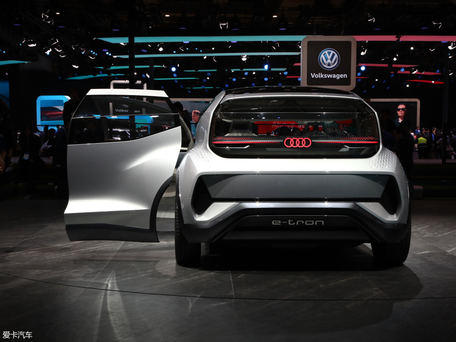 2019��W��AI:me �����