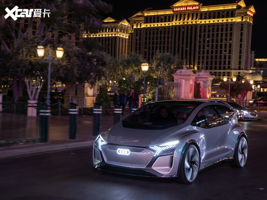 2019��W��AI:me �����