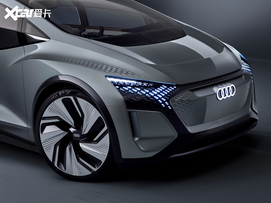 2019��W��AI:me �����