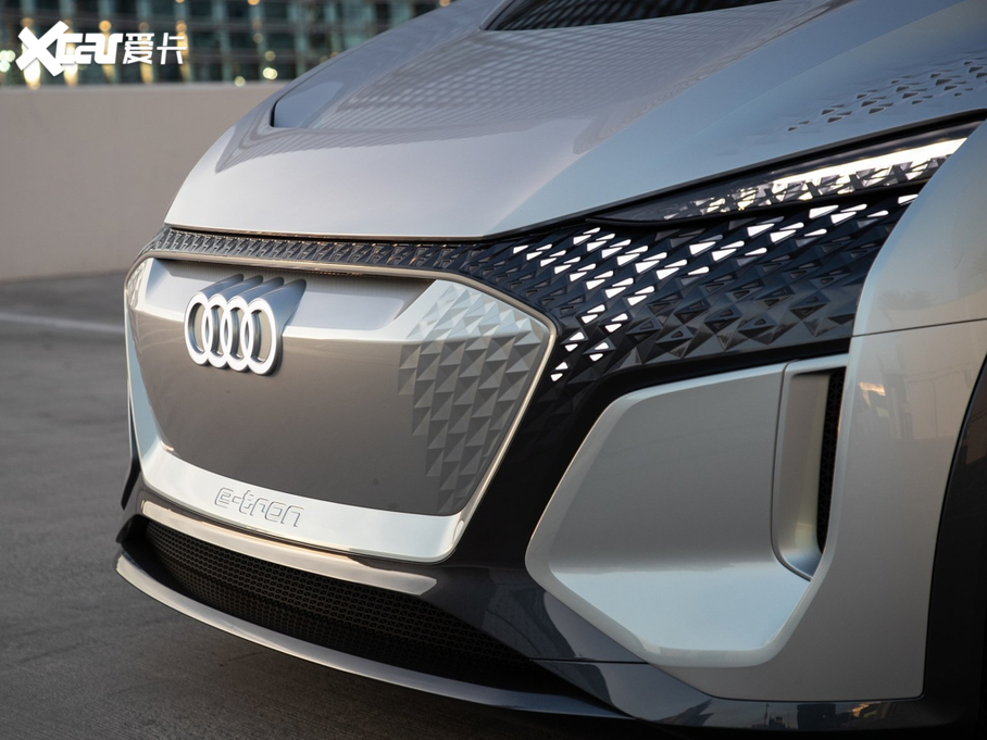 2019��W��AI:me �����