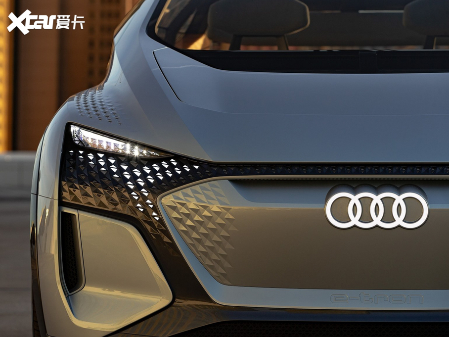 2019��W��AI:me �����