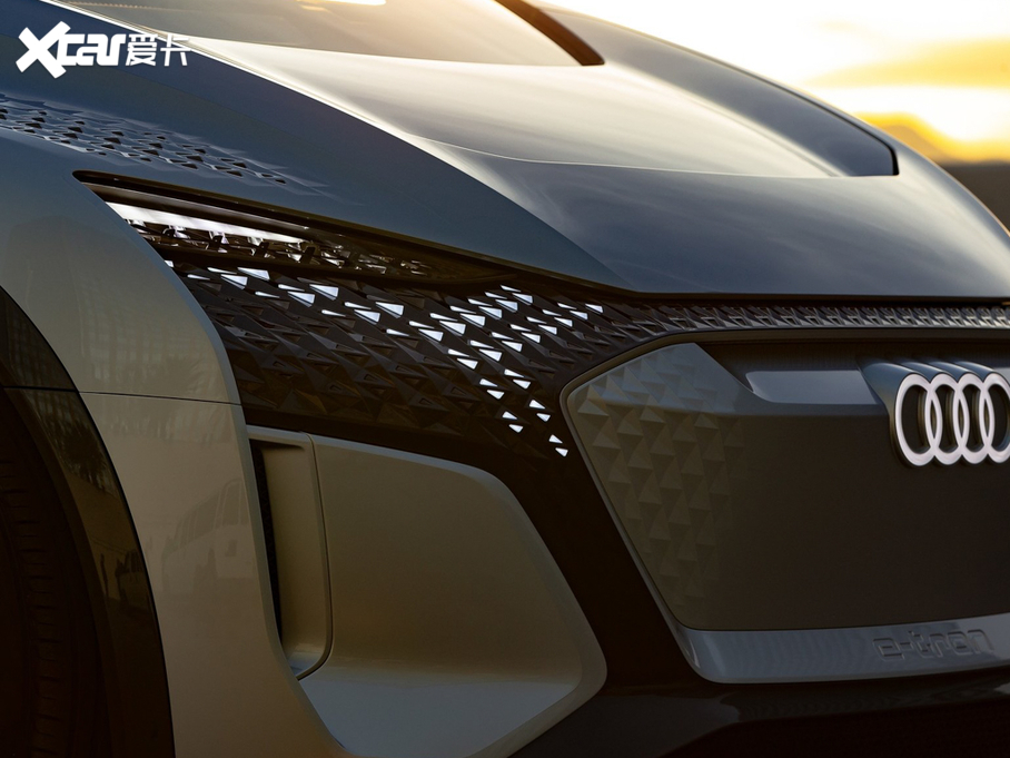 2019��W��AI:me �����