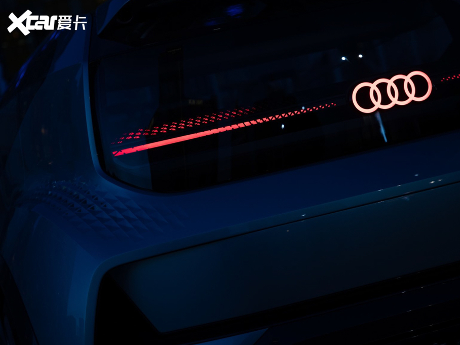 2019��?yu��n)W��AI:me �����