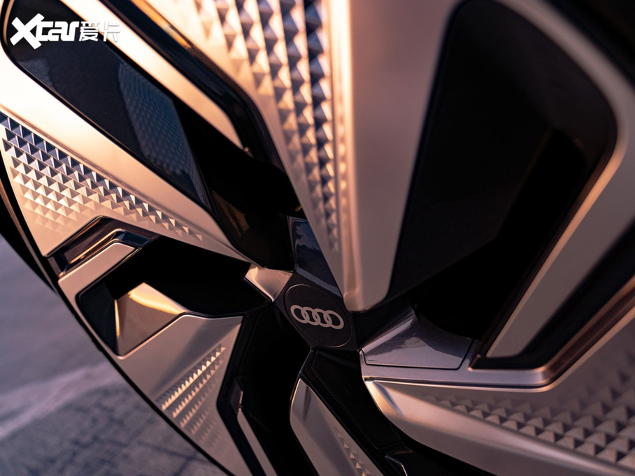 2019��W��AI:me �����