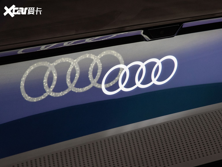 2019��W��AI:me �����