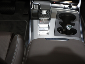 2020h 45 TFSI xӸ п؅^