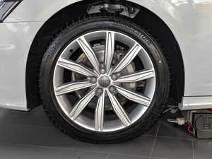 2020h 40 TFSI A(dng) ݆Ȧ