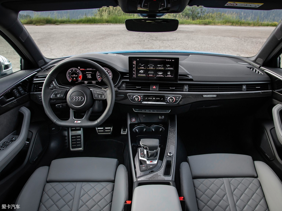 2021��W��S4 3.0TFSI Limousine