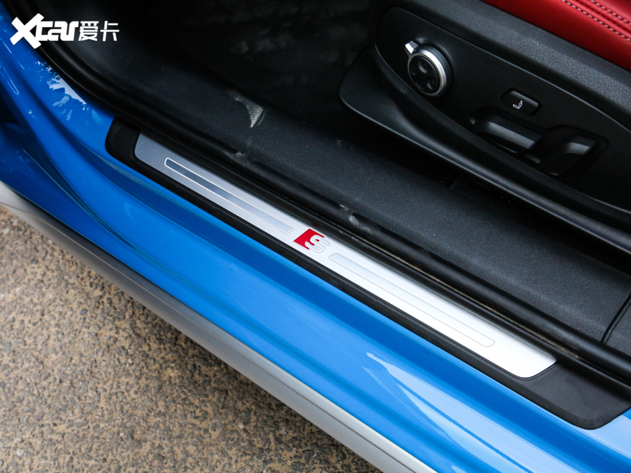 2021��?yu��n)W��S4 3.0TFSI Limousine