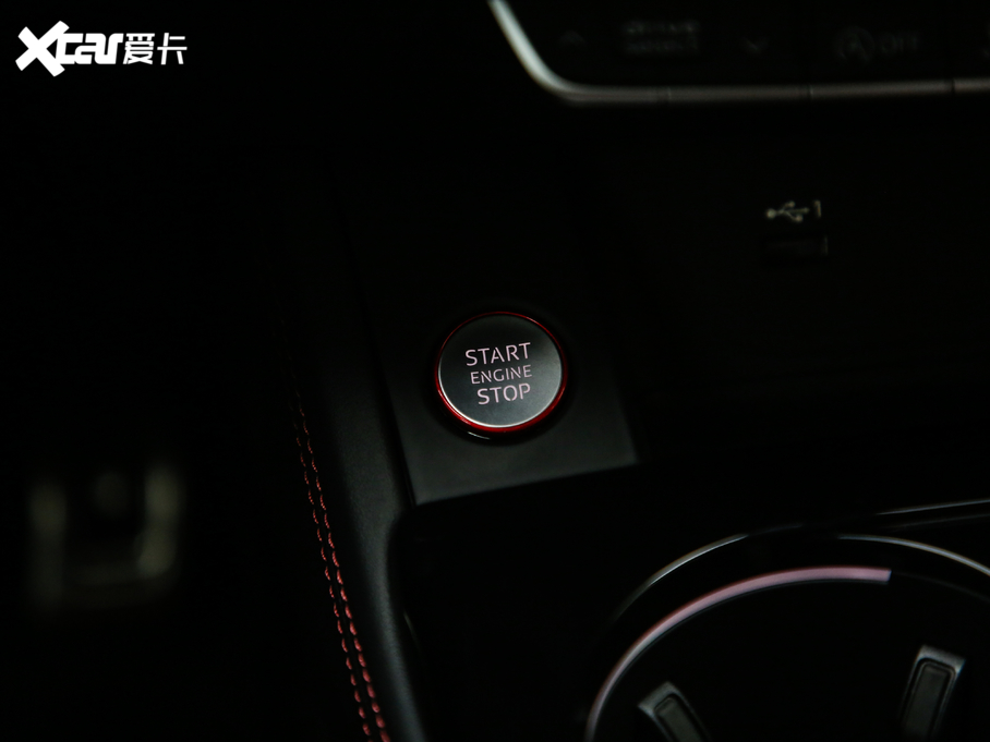 2021��?yu��n)W��S4 3.0TFSI Limousine