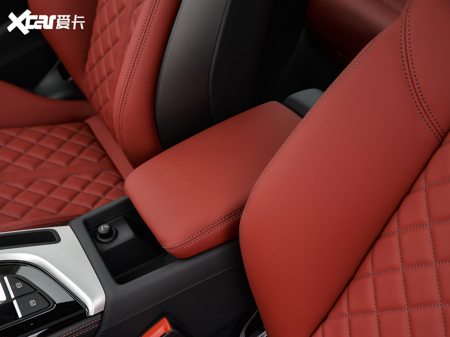 2021��?yu��n)W��S4 3.0TFSI Limousine