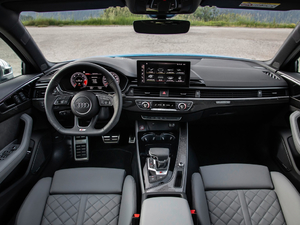 2021��3.0TFSI Limousine �п؅^