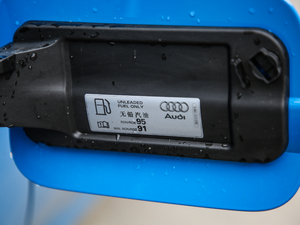 2021��3.0TFSI Limousine �������^