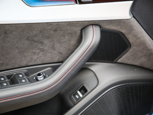 2021��3.0TFSI Limousine ���g����