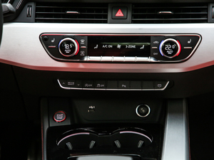 2021��3.0TFSI Limousine �п؅^