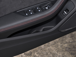 2021��3.0TFSI Limousine ���g����