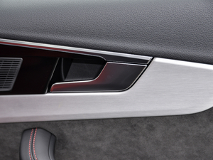 2021��3.0TFSI Limousine ���g����