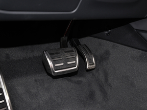 2021��3.0TFSI Limousine �п؅^(q��)